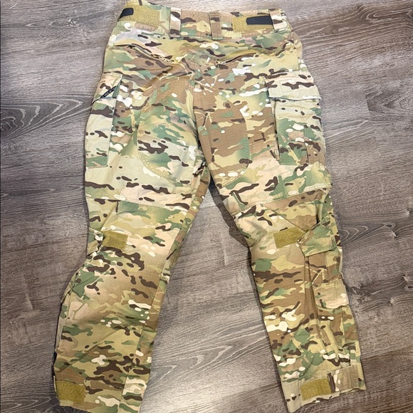 Crye Precision (34x30 // 34S) G3 Combat Pant with air flex knee pads - Picture 6 of 6